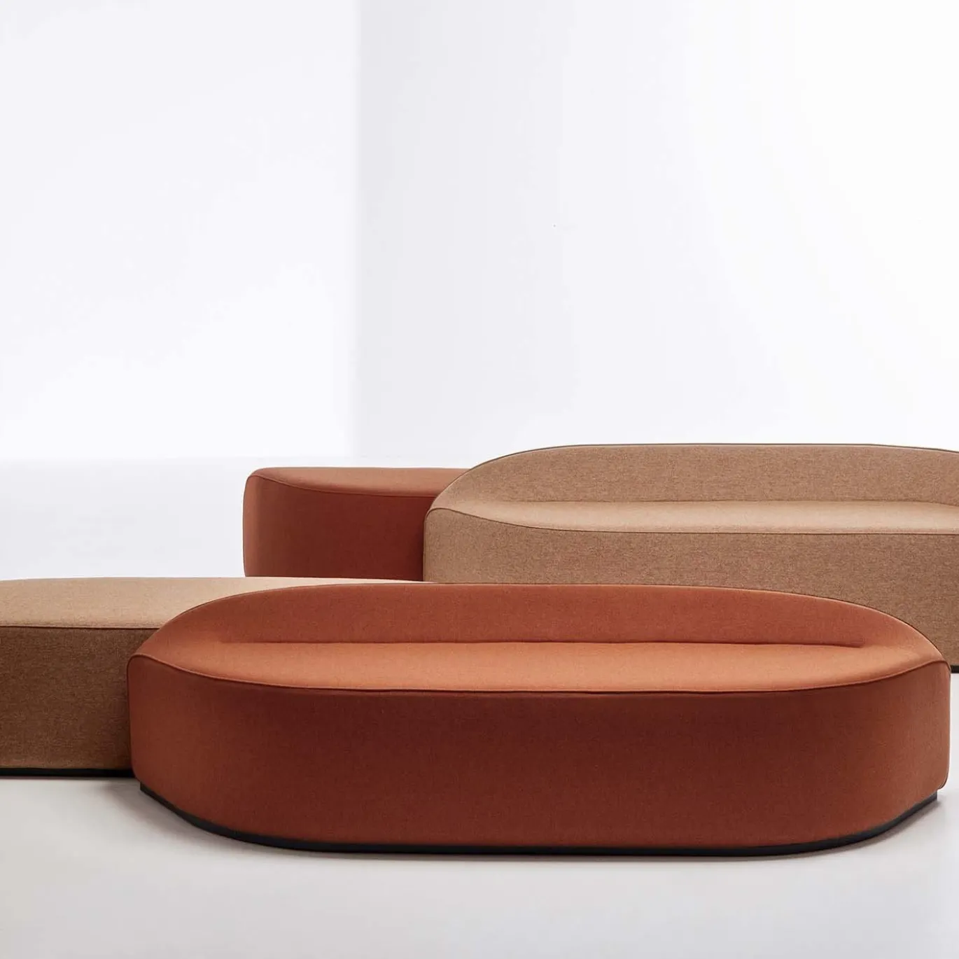 Pouf trapezio arancione Waves con schienale