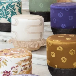 Pouf Vague Avorio con tessuto d'archivio Rubelli e base in cesta