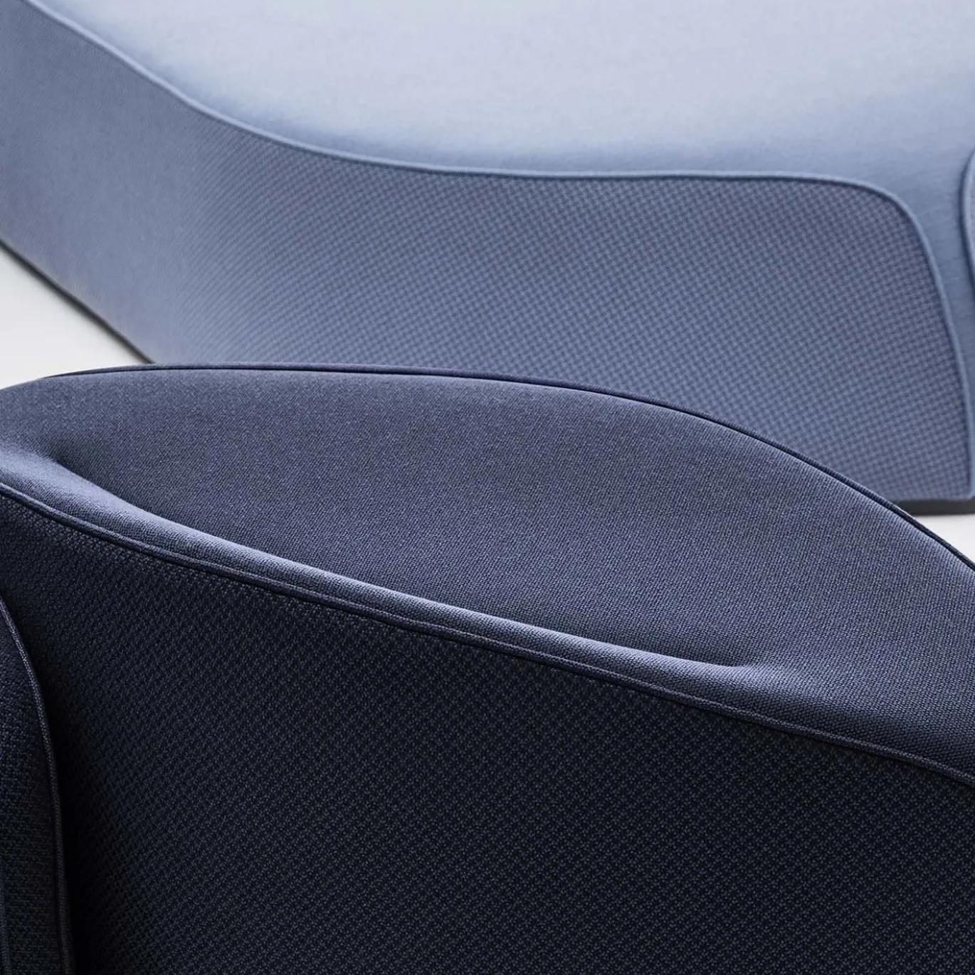 Pouf Waves Diamond grigio scuro con schienale
