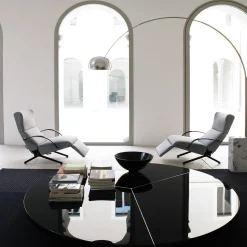 P40 Poltrona lounge grigia di Osvaldo Borsani