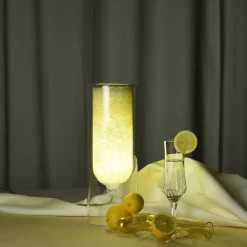 Rocklumìna Lampada da tavolo sferica XXS giallo