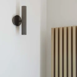 Sconce Lustrin Gunmetal di Isacco Brioschi