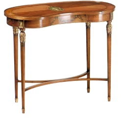 Scrivania a forma di fagiolo in stile Chippendale