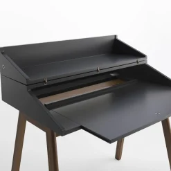 Scrivania Bureau Black di Esa Vesmanen