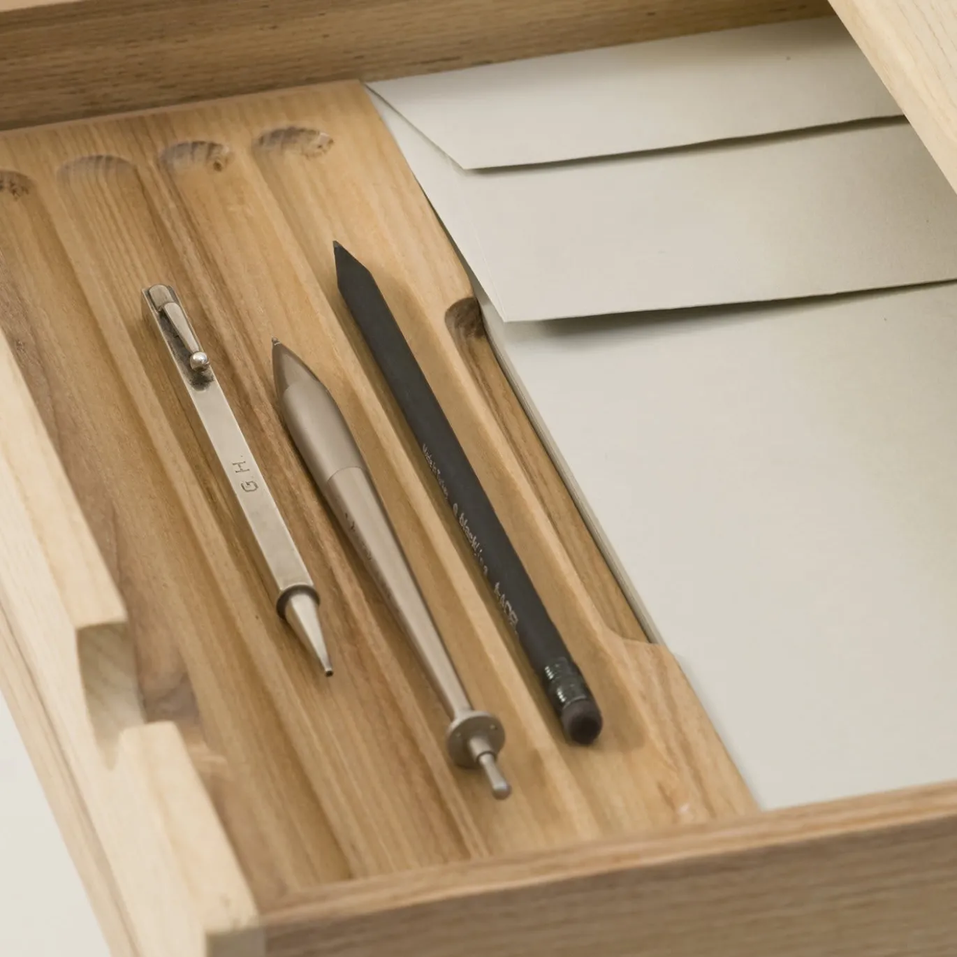 Scrivania in legno Ego