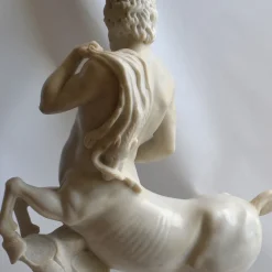 Scultura Centauro Bianco Carrara