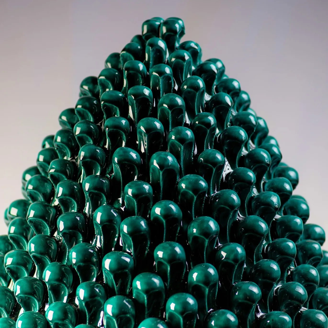 Scultura di pigna Speranza Emerald