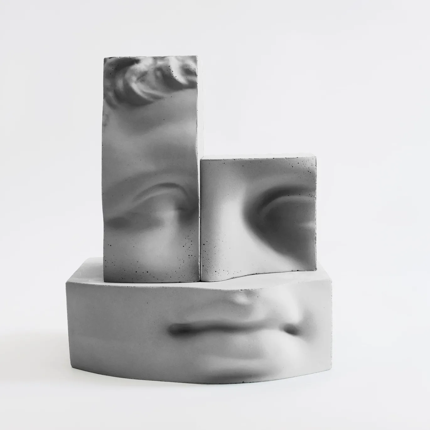 Scultura Hermes grigia