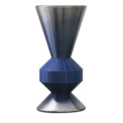 Scultura in anfora blu di Luca Barengo
