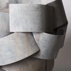 Scultura in ferro Fuga