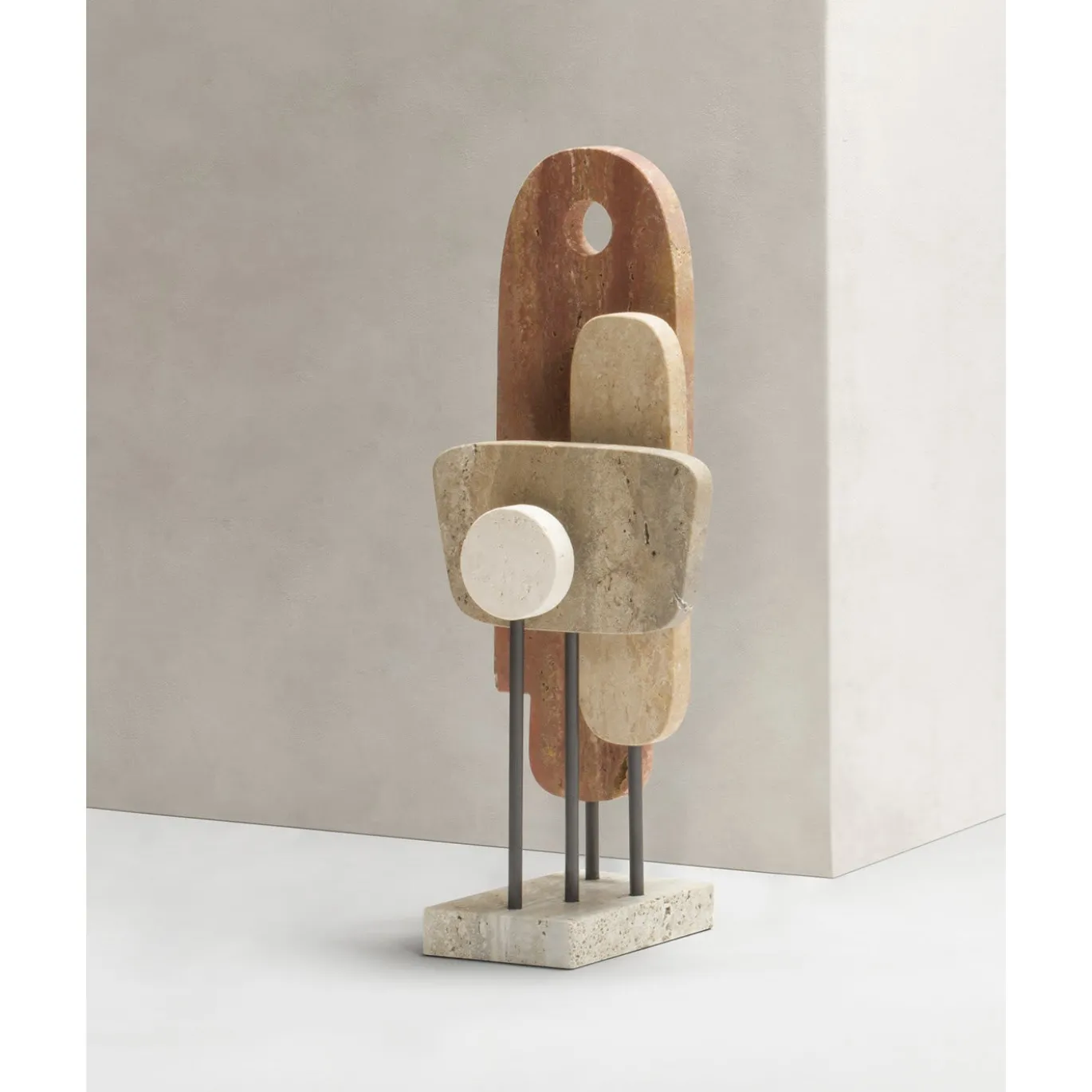 Scultura in marmo Tabou 1
