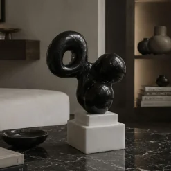 Scultura Molecola in marmo Nero Marquina di Piero Speranza