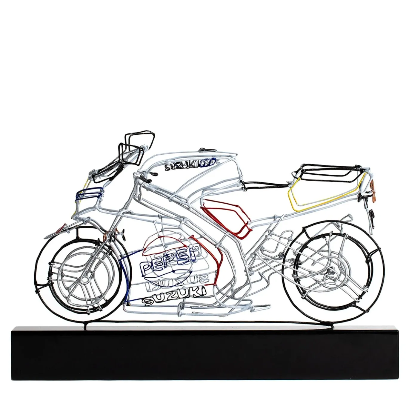 Scultura Moto da corsa in filo metallico