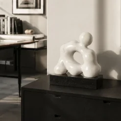 Scultura Quieto Equilibrio in Marmo Calacatta Carrara di Piero Speranza