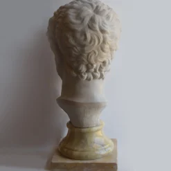 Scultura testa di Adriano Imperatore in marmo bianco di Carrara