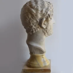 Scultura testa di Adriano Imperatore in marmo bianco di Carrara