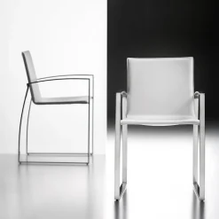 Sedia Andrea con braccioli