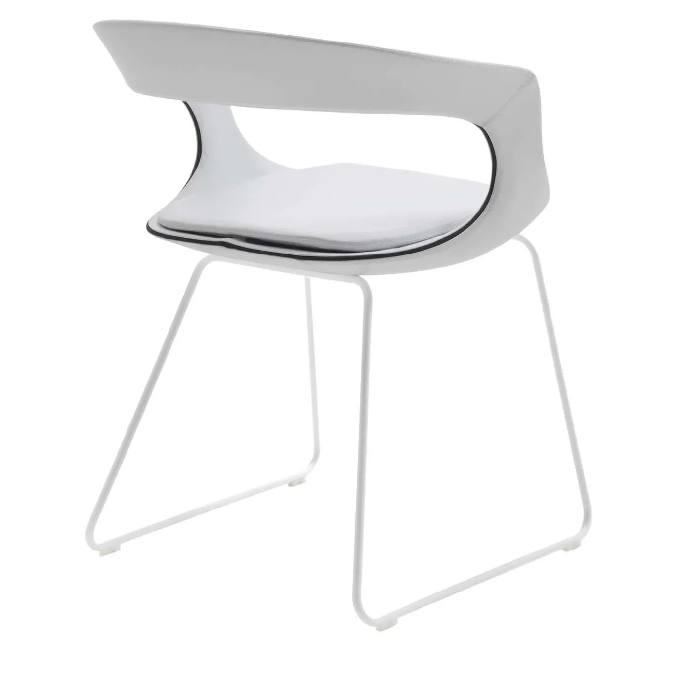 Sedia a slitta con schienale basso Frenchkiss di Stefano Bigi