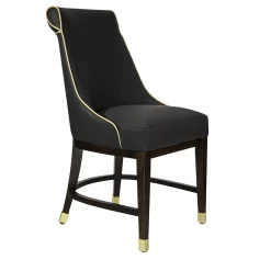 Sedia Charlotte in pelle nera con dettagli dorati