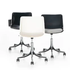 Sedia con rotelle Modus nera con cuscino di seduta beige di Centro Progetti Tecno