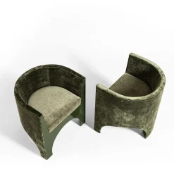 Sedia Curva in Velluto Verde "Volta" di Storagemilano