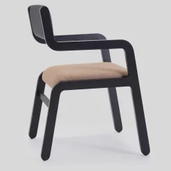 Sedia da pranzo Moki Black di Gianluca Villa