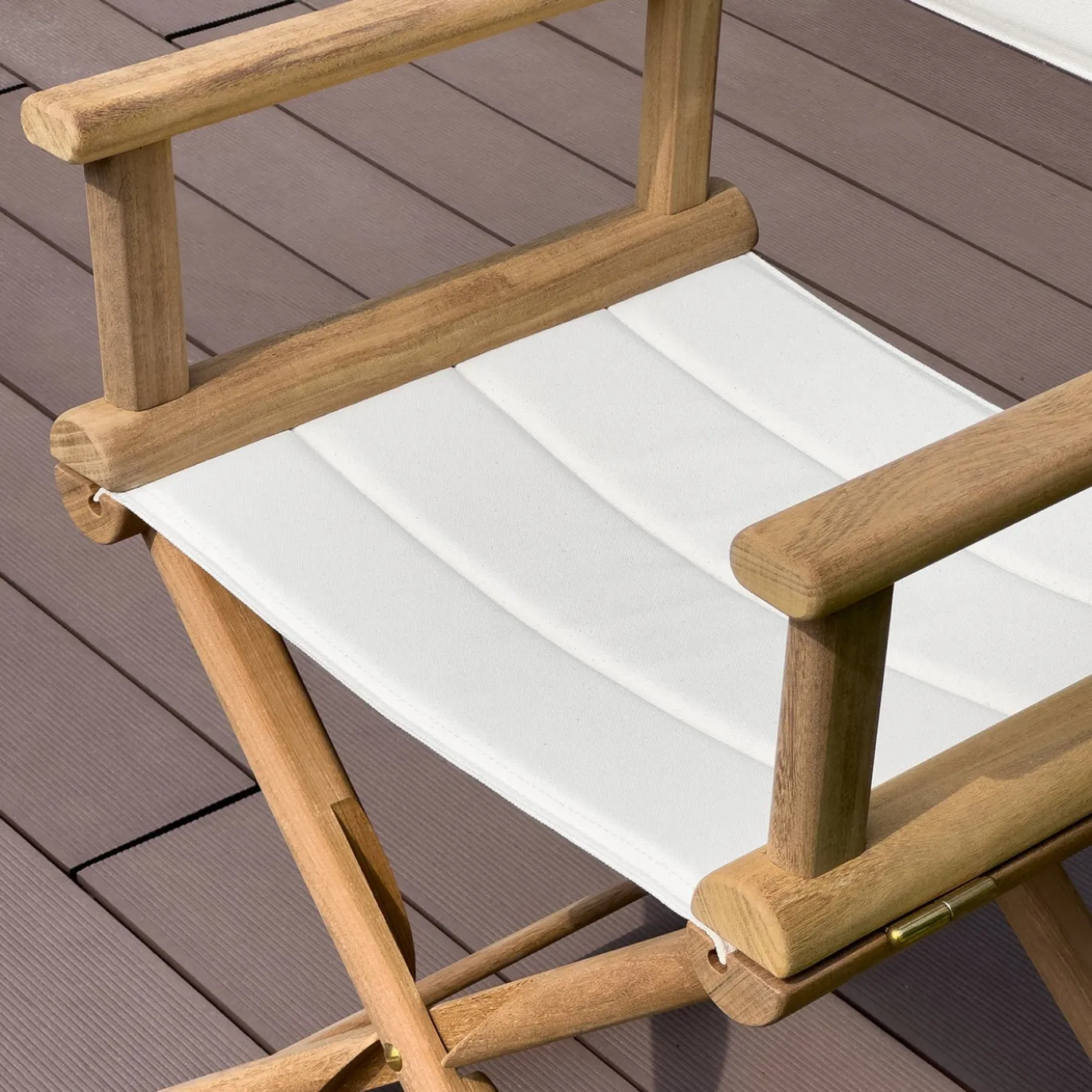 Sedia da regista outdoor Fellini in teak e imbottita bianca