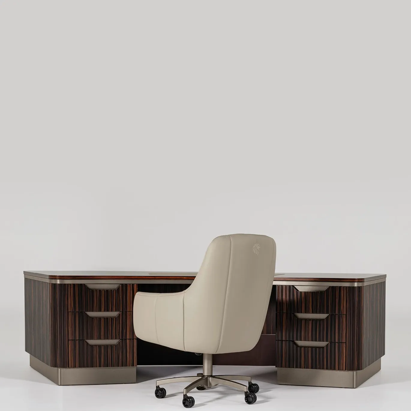 Sedia da Ufficio Presidenziale Luxor in Pelle Beige