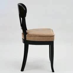 Sedia Eclectica Wilhelmine-Henriette con finitura Ebano