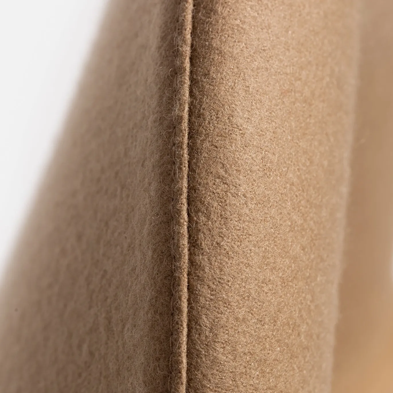 Sedia girevole Bill con rivestimento Loden beige