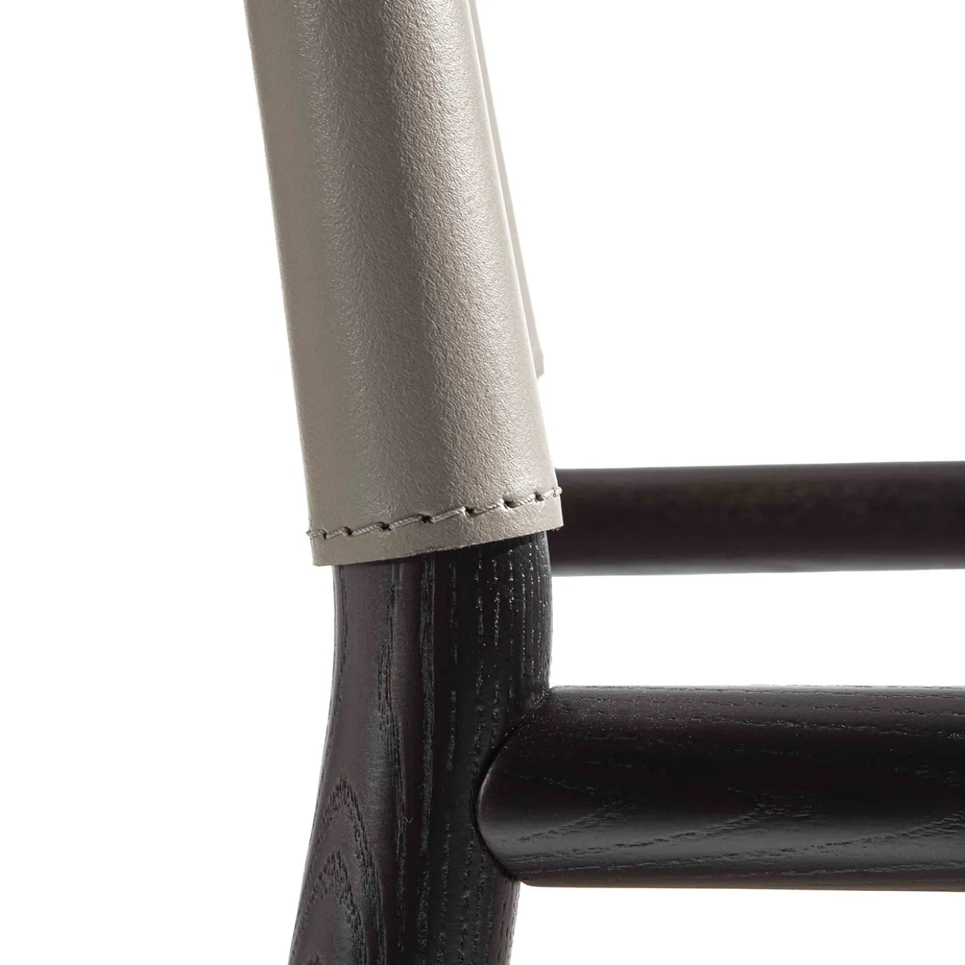Sedia imbottita Ledermann in pelle tortora