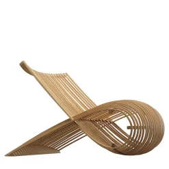Sedia in legno di Marc Newson