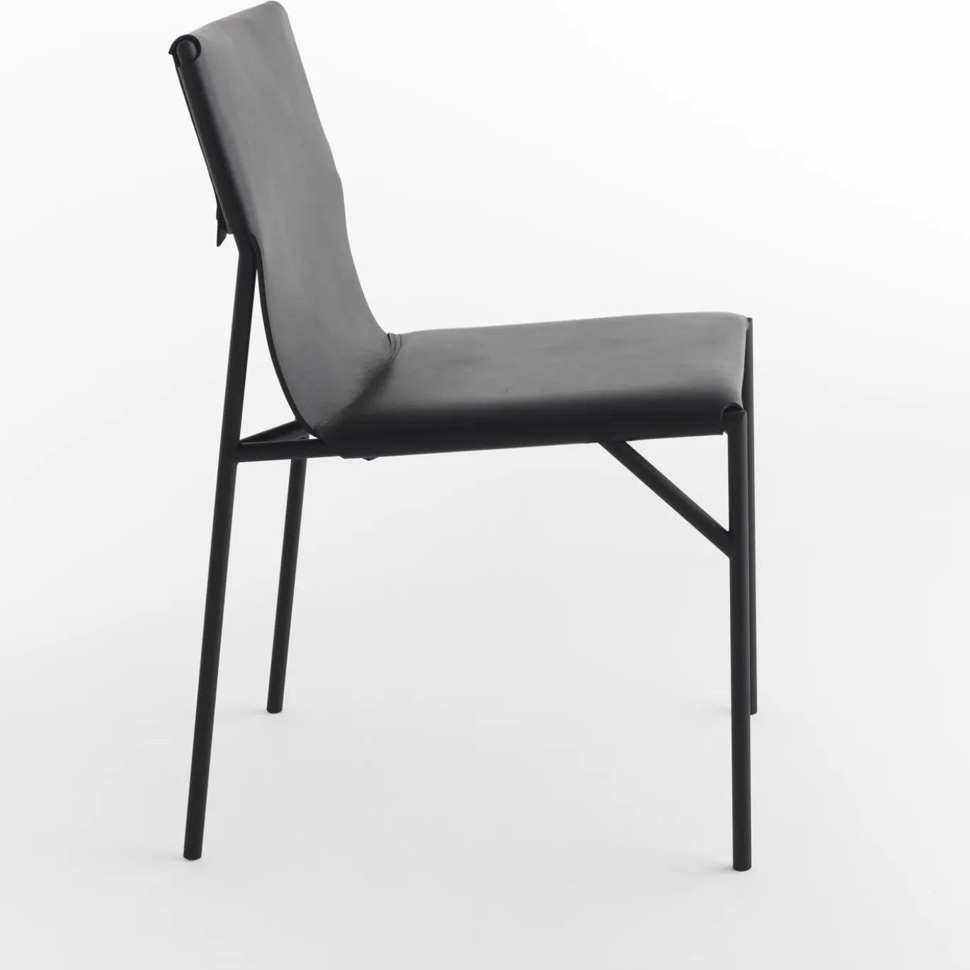 Sedia in pelle nera Tout Le Jour di Marc Thorpe