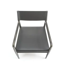 Sedia Ledermann con braccioli di Tom Kelley