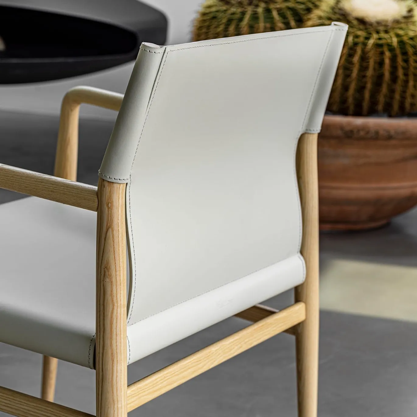 Sedia Ledermann di Tom Kelley