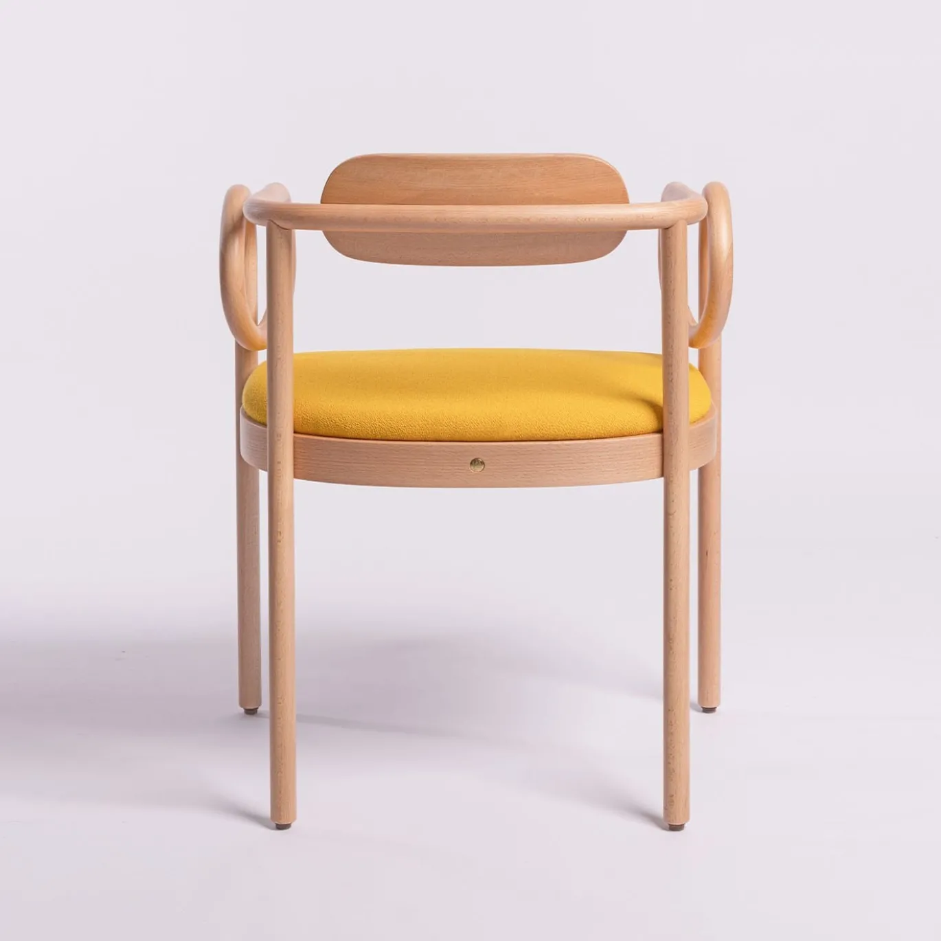 Sedia Loop in Faggio Giallo di India Mahdavi