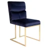 Sedia Magnetika in velluto blu con gambe dorate