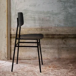 Sedia Miami Black di Nika Zupanc