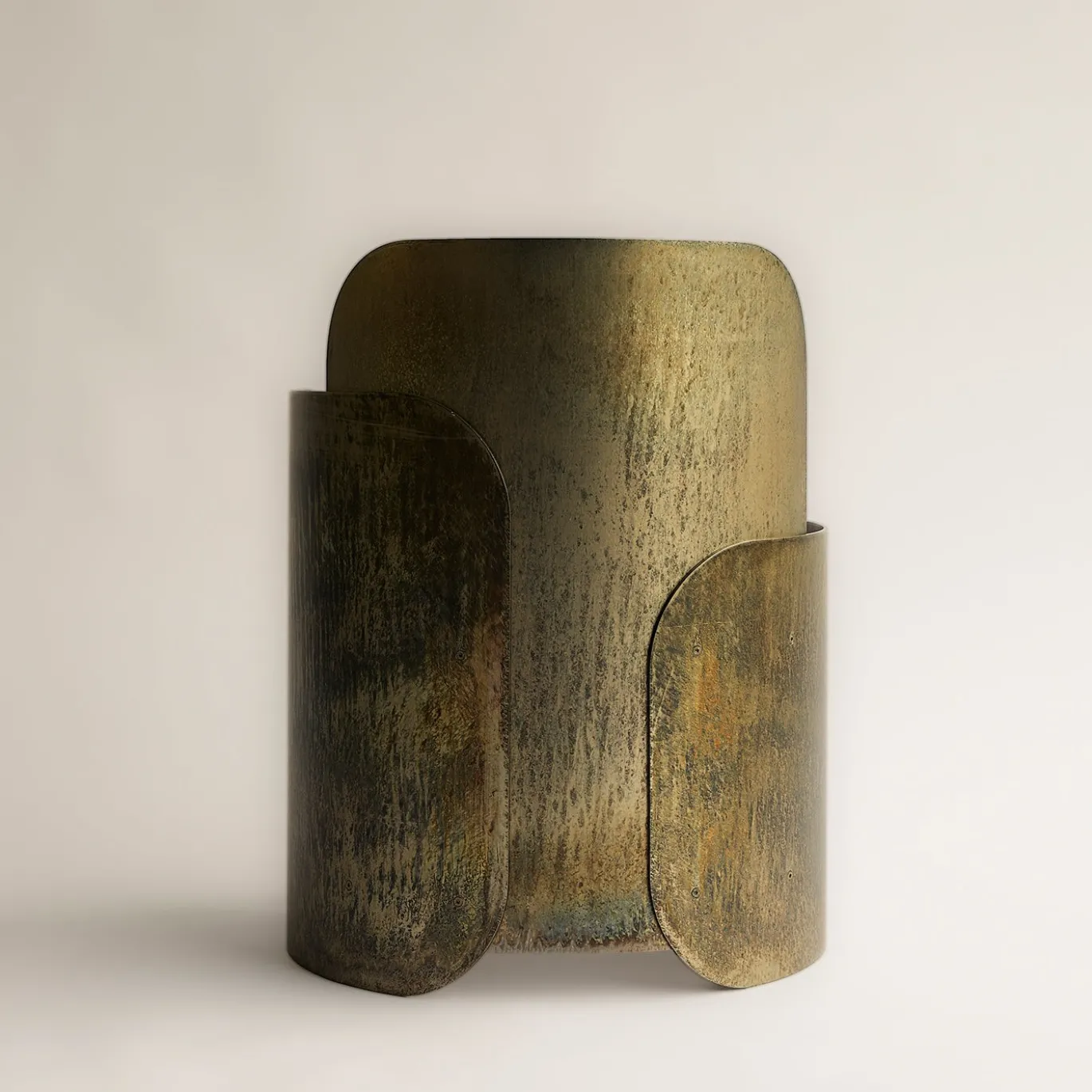 Sedia Pina in bronzo con seduta in legno by Gregory Beson