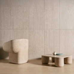 Sedia Scultorea in Marmo Beige Cosimo