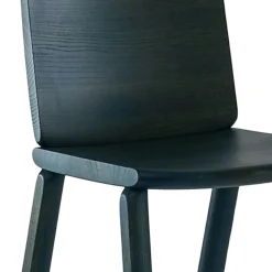 Sedia Tachi blu in legno di frassino di Mario Scairato