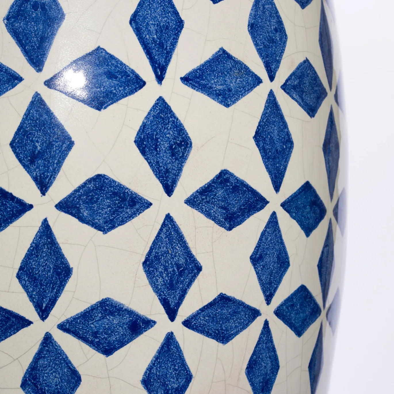 Seduta in ceramica con motivo geometrico Stelle Blu