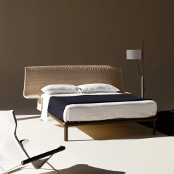 Serafino Letto Matrimoniale in Ferro e Rattan di Mario Scairato