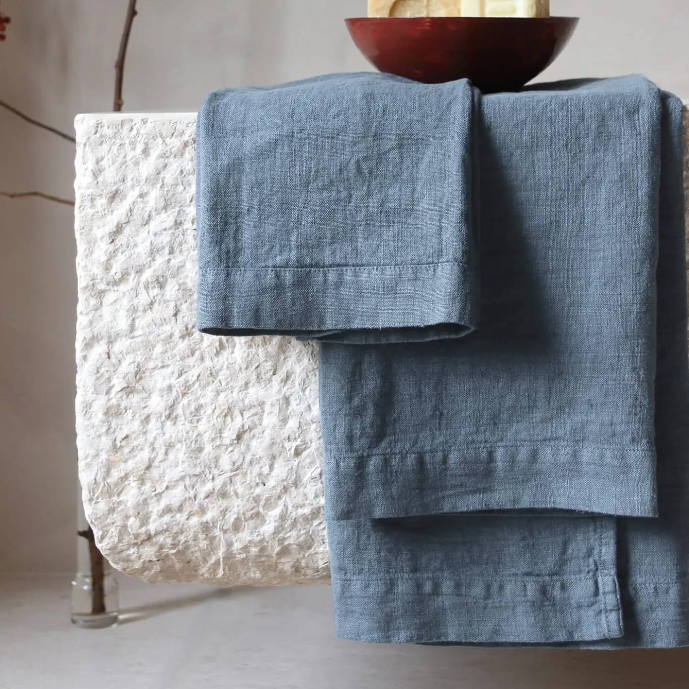 Set di asciugamani in lino blu chiaro