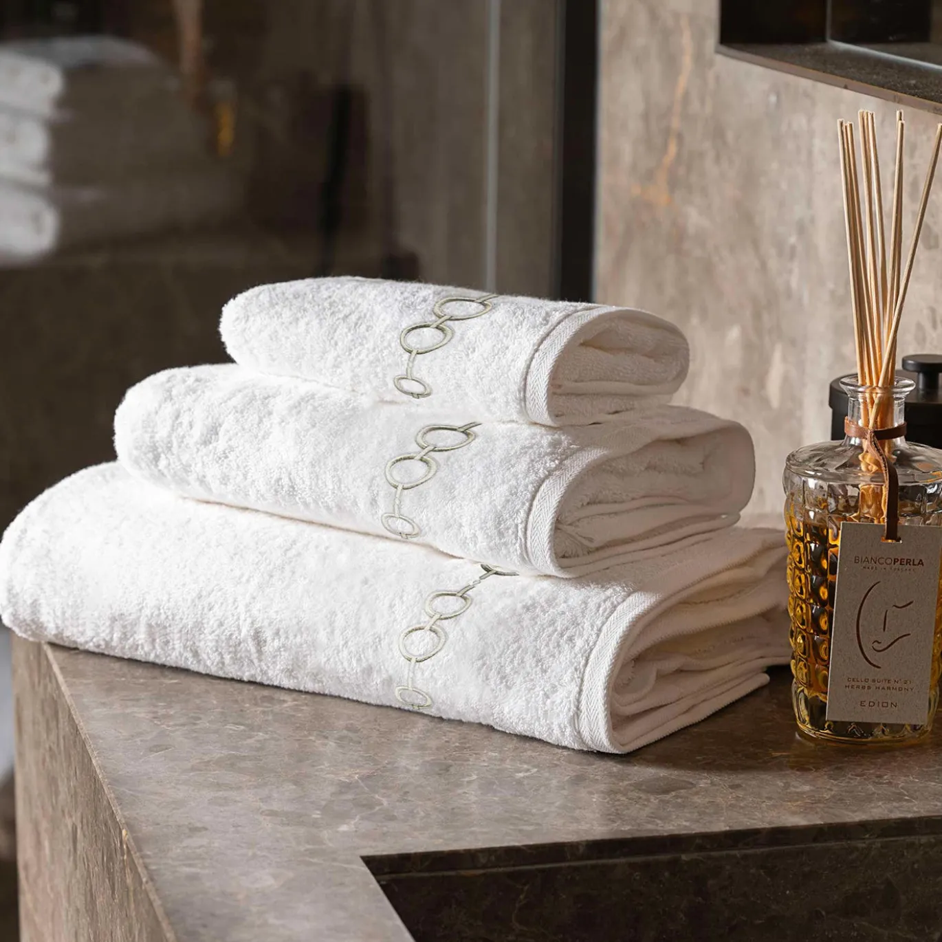 Set di asciugamani ricamati Recoleta in Cotone Spugna Bianco