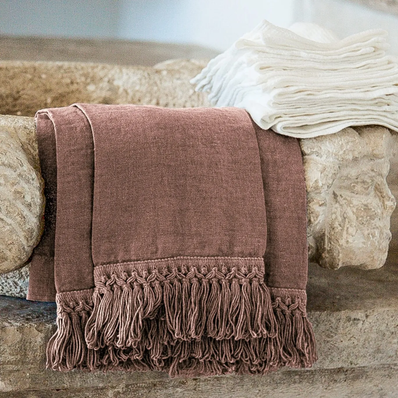 Set di asciugamani rosa vintage con frangia lunga