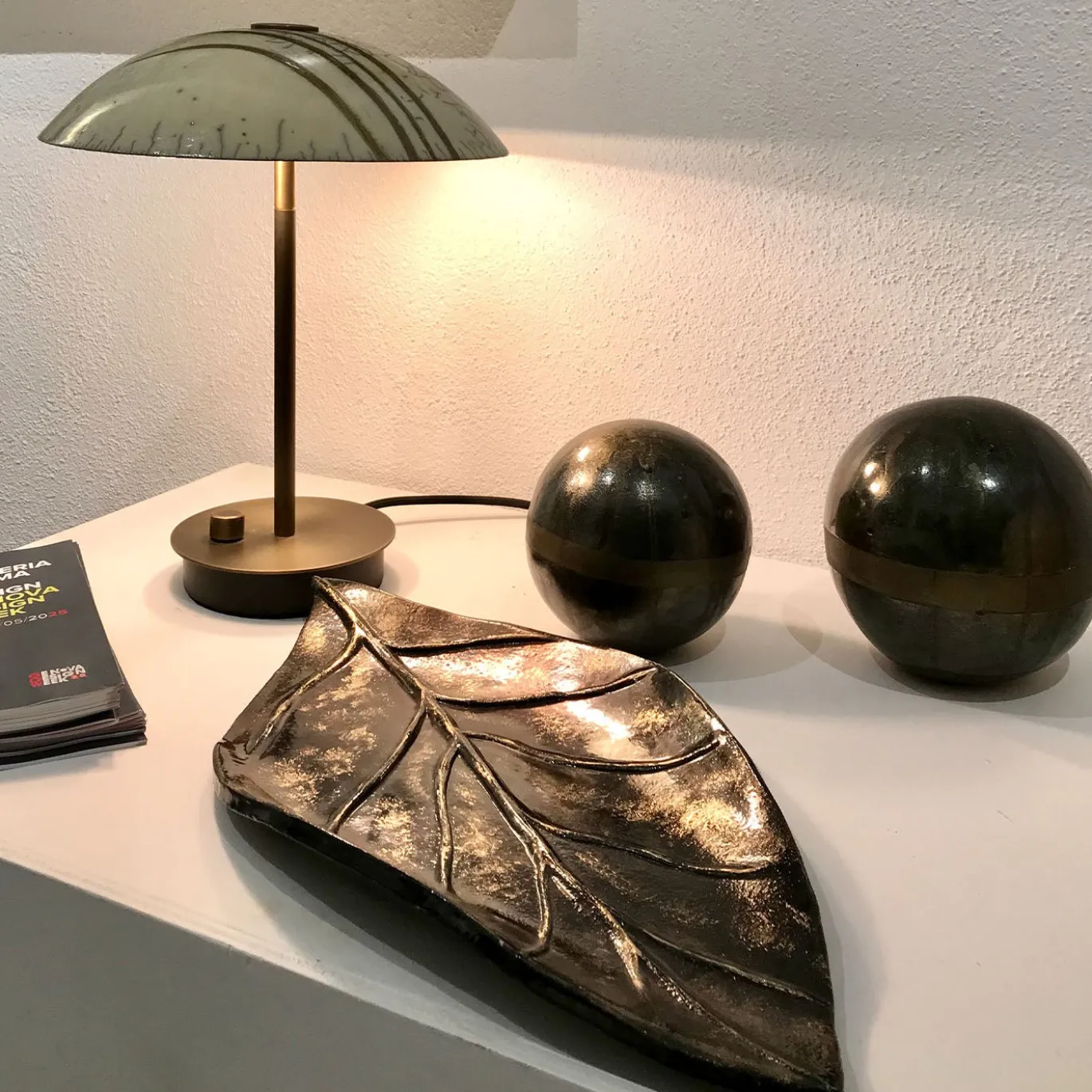 Sfera Decorativa in Ceramica Black Moon
