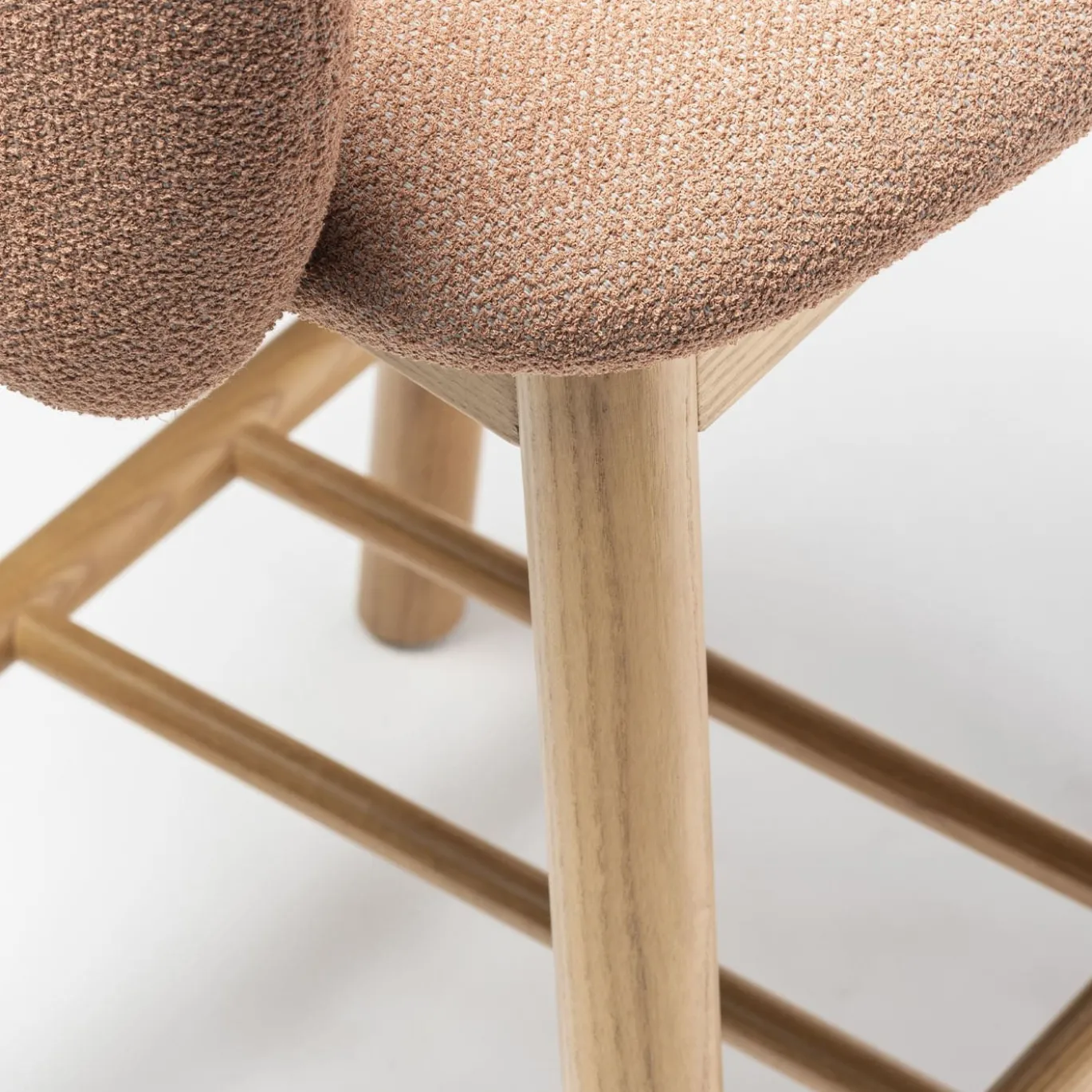 Sgabello Bel Sg-75 terracotta di Pablo Regano