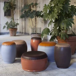 Sgabello Bombo azzurro di Nestor Perkal