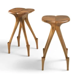 Sgabello da bar Giraffa in noce di Nigel Coates